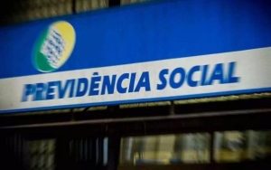 Reforma faz parte do desmonte e privatização da Previdência que também atinge as agências do INSS prejudicando segurados e servidores