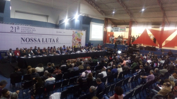 Bancários de todo o Brasil participam da 21ª Conferência Nacional, em São Paulo, para debater os principais desafios da categoria e demais trabalhadores diante de uma das conjunturas mais adversas da história do país