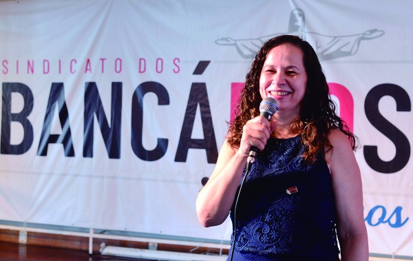 CONQUISTA HISTÓRICA A presidenta em exercício do Sindicato Kátia Branco lembra que a mobilização da categoria precisa continuar na defesa do descanso remunerado dos finais de semana