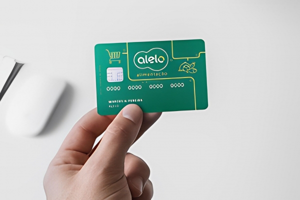 Banc&aacute;rios do Bradesco denunciam estar sendo lesados no vale-refei&ccedil;&atilde;o Alelo. Golpistas est&atilde;o lesando os saldos. Sindicato cobra solu&ccedil;&atilde;o do Bradesco e da bandeira dos t&iacute;quetes 