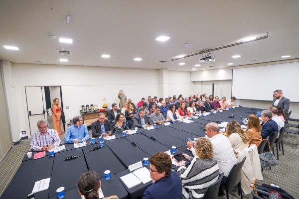 O Comando Nacional rejeitou de pronto a proposta da Fenaban que reduz direitos e desvaloriza a categoria 