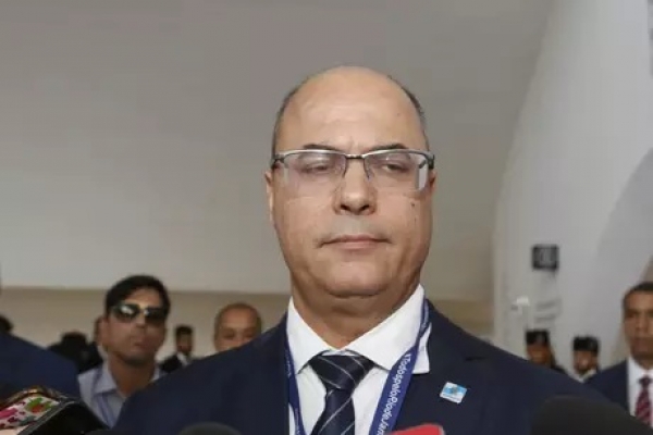 Witzel ainda enfrenta processo de impeachment por gastos ilegais nos hospitais de campanha