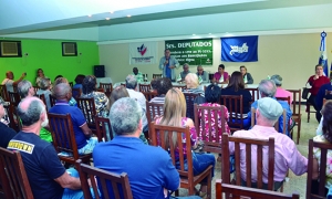 O deputado federal Paulo Ramos (PDT), um dos autores do PL3 3213,  participou do Encontro Nacional dos antigos funcionários do Banerj