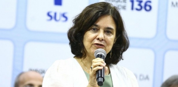 A ministra da Saúde, Nisia Trindade