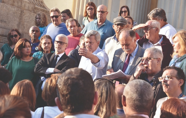 PRIMEIRA VOTAÇÃO 24/05/18 - Entre os autores do PL 3213/10, deputados Gilberto Palmares e Paulo Ramos, o sindicalista Ronald Carvalhosa exorta os banerjianos a se manterem  mobilizados para os próximos passos da luta 