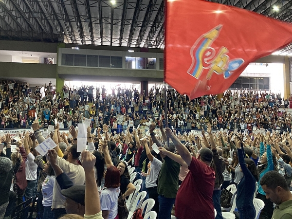 A força da greve dos professores do Estado do Rio de Janeiro revela o descaso do governador Cláudio Castro (PL) pela educação