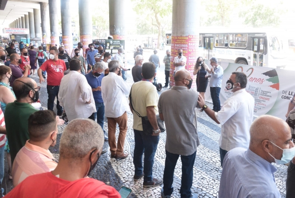 A presidenta em exercício Kátia Branco destacou a importância do Sindicato na vida dos bancários e bancárias e na consolidação da democracia. Todos os dirigentes sindicais estavam de máscara em função da pandemia