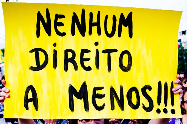 NA LUTA POR VOCÊ - O Comando Nacional rejeitou a proposta da Fenaban na mesa de negociação. A  categoria não aceita a retirada de direitos e quer a renovação da atual Convenção Coletiva de Trabalho, aumento real de salário, PLR e a garantia de todas as conquistas também para quem vai permanecer no teletrabalho