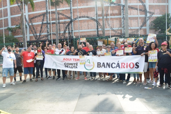 PARTICIPAÇÃO DA SOCIEDADE - Dirigentes sindicais bancários inauguraram as atividades do Comitê de  Lutas da categoria, na Feira de São Cristóvão. Comitês serão permanentes, mesmo após as eleições