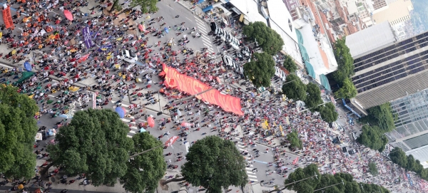 EM DEFESA DA VIDA - Crescem, em todo o país, as manifestações pelo impeachment de Bolsonaro. Neste sábado, 3 de julho, tem novos protestos