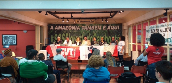 Dirigentes, parlamentares e ambientalistas no debate sobre a Floresta de Camoatá