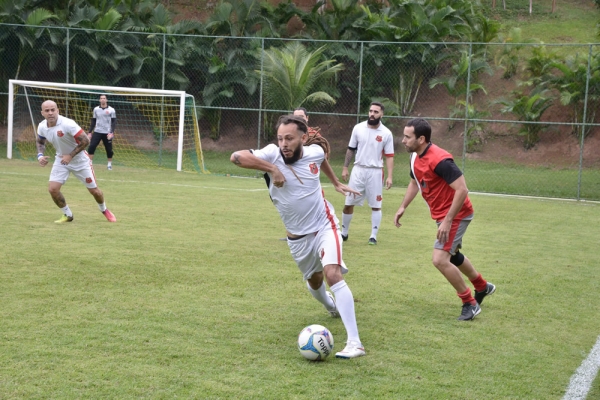 Rodada do final de semana foi repleta de gols nas categorias veterana e amadora