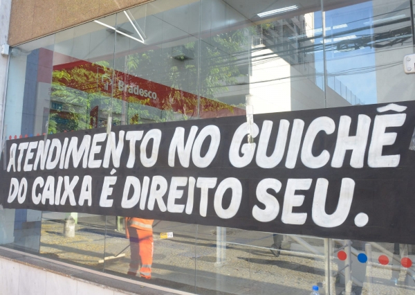 A manifestação do Sindicato realizada nesta quinta-feira (9) foi na agência da Praça da Bandeira,  que encerrará suas atividades no próximo dia 24