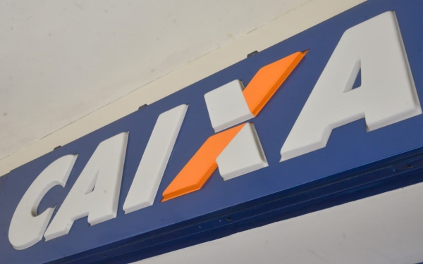 Mas ainda h&aacute; muitas pend&ecirc;ncias, como a solu&ccedil;&atilde;o para a sobrecarga de trabalho, equipamentos obsoletos e sistema, e para o Sa&uacute;de Caixa. Foto: Nando Neves.