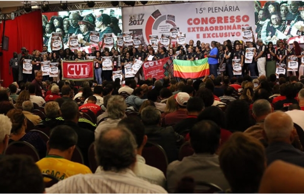 CUT propõe projeto de lei de iniciativa popular para anular reforma trabalhista