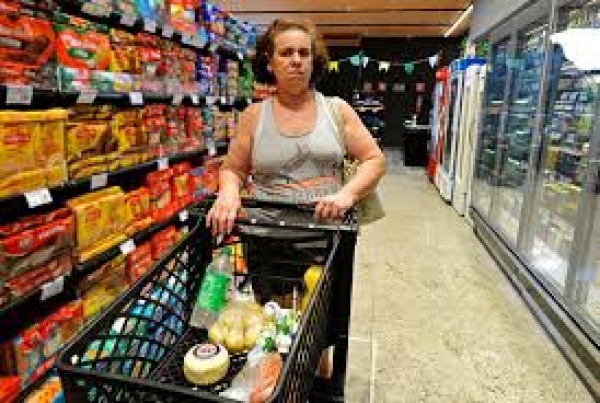 Reajuste do sal&aacute;rio m&iacute;nimo acima da infla&ccedil;&atilde;o e de acordo com o crescimento da economia: mais uma conquista dos trabalhadores no governo Lula