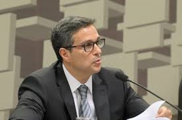 Presidente do Banco Central arquiteta mais cobranças no cheque especial