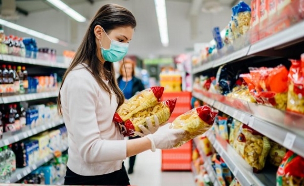 O poder de compra das famílias ajuda o país a tentar superar a crise. O acordo dos bancários, além de ter sido um avanço frente à conjuntura de arrocho pelo governo, contribui para a economia do país