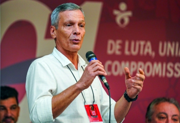 Leuver Ludolff: "PLR &eacute; conquista dos trabalhadores e n&atilde;o concess&atilde;o dos bancos"