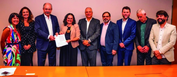 Dois novos  acordos no BNDES