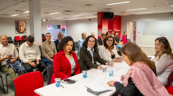 Acordo 'guarda-chuva' foi assinado pela COE e pela Contraf-CUT em 12 de setembro. Foto: Luan Alves/Seeb SP.