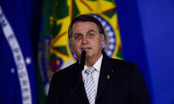 Bolsonaro não vê problema em sequer ter um plano de vacinação para o Brasil