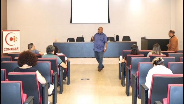 Almir Aguiar destacou a importância de resgatar a história sobre os negros escravizados para fazer uma reflexão crítica sobre o racismo e a discriminação no Brasil