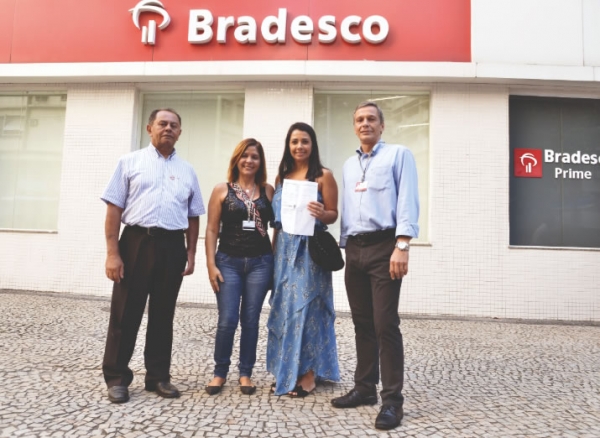 Juíza reintegra funcionária do Bradesco por acidente de trabalho