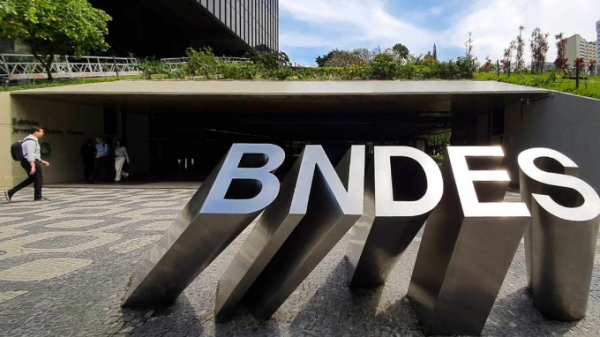 Embutir custeio do plano de saúde na renovação da ACT leva a rejeição da proposta do BNDES