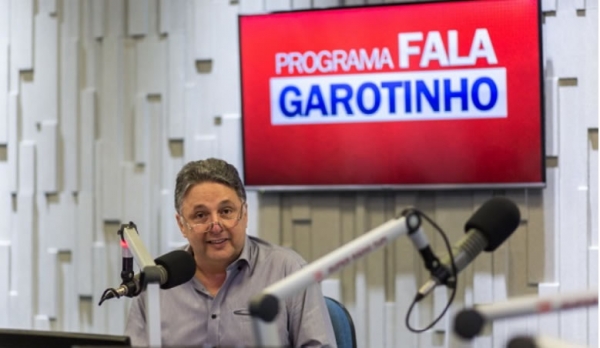 Garotinho é preso no Rio quando apresentava programa de rádio