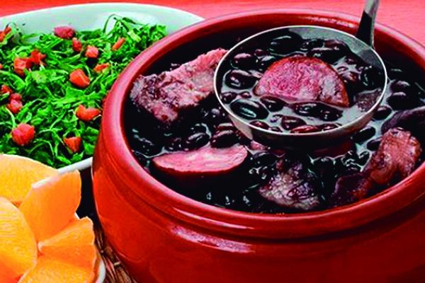 Tradicional feijoada terá como ingresso doação para campanha Bancário Solidário